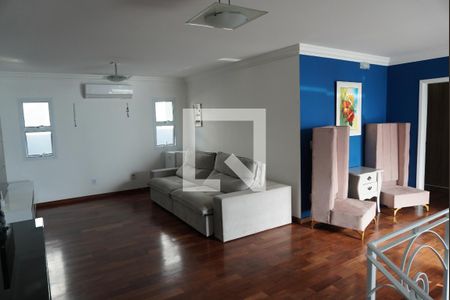 Sala intíma de casa de condomínio à venda com 4 quartos, 480m² em Tarumã, Barueri