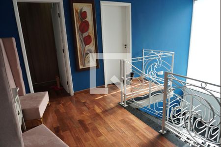 Sala intíma de casa de condomínio à venda com 4 quartos, 480m² em Tarumã, Barueri