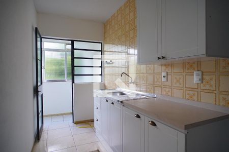 Cozinha  de apartamento para alugar com 2 quartos, 71m² em Passo D’areia, Porto Alegre