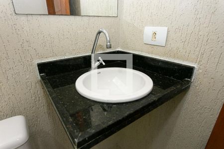 Banheiro de apartamento para alugar com 1 quarto, 27m² em Chácara Santo Antônio (zona Leste), São Paulo
