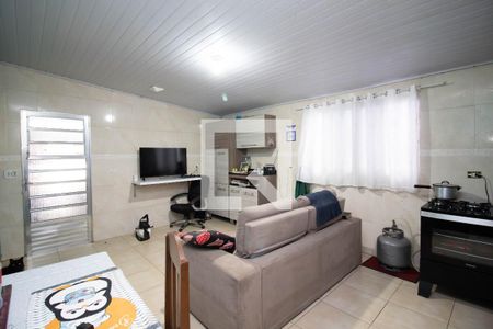 Sala de casa à venda com 2 quartos, 250m² em Jardim Santa Cecilia, Guarulhos