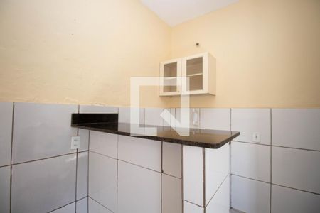Cozinha de kitnet/studio para alugar com 1 quarto, 20m² em Ceilândia, Brasília