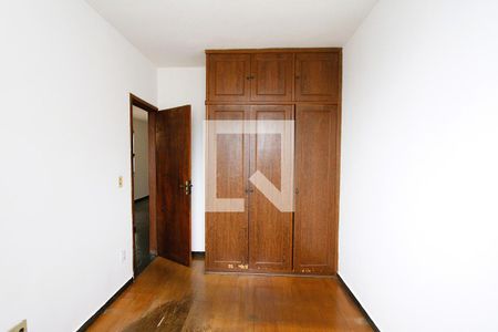 Quarto 2 de apartamento para alugar com 3 quartos, 58m² em Estoril, Belo Horizonte