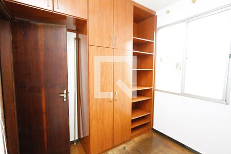 Quarto 1 de apartamento para alugar com 3 quartos, 58m² em Estoril, Belo Horizonte