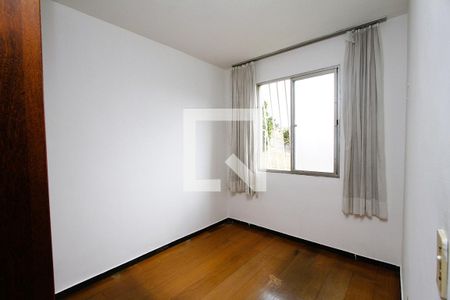 Quarto 2 de apartamento para alugar com 3 quartos, 58m² em Estoril, Belo Horizonte
