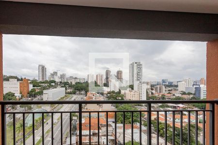Varanda de kitnet/studio para alugar com 1 quarto, 27m² em Santo Amaro, São Paulo