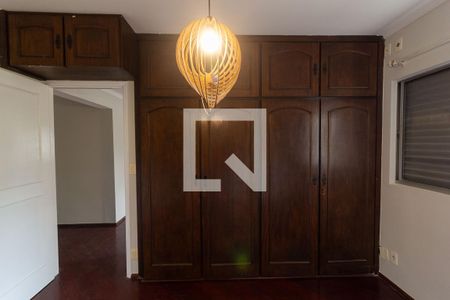 Quarto 1 de apartamento para alugar com 2 quartos, 77m² em Vila Sofia, São Paulo