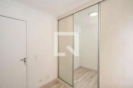 CÃMARA DE ARMAZENAMENTO COM PORTA DE VIDRO E PAREDE BRANCA. de apartamento à venda com 3 quartos, 62m² em Panamby, São Paulo
