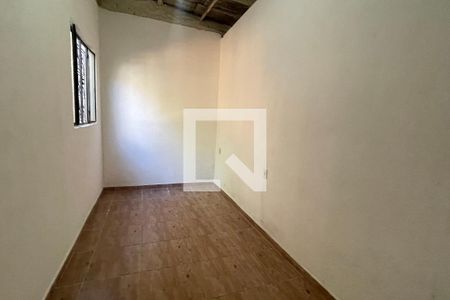 Quarto de casa para alugar com 1 quarto, 70m² em São Bento, Duque de Caxias