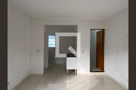 Sala - Quarto de casa para alugar com 1 quarto, 30m² em Remédios, Osasco