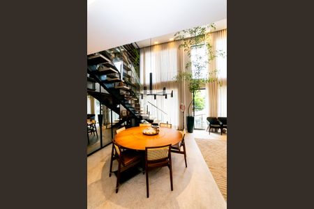 Sala de casa à venda com 4 quartos, 297m² em Nova Floresta, Belo Horizonte