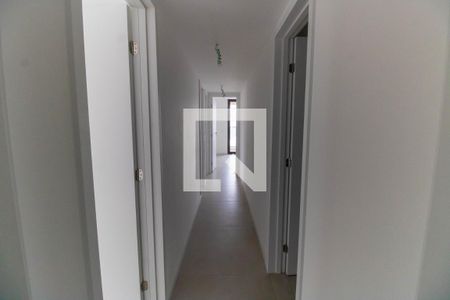 Corredor  de apartamento à venda com 4 quartos, 132m² em Icaraí, Niterói