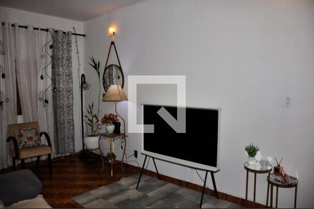 Sala de casa à venda com 2 quartos, 150m² em Vila Cruz das Almas, São Paulo
