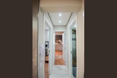 Corredor de apartamento para alugar com 2 quartos, 33m² em Jardim Iris, São Paulo
