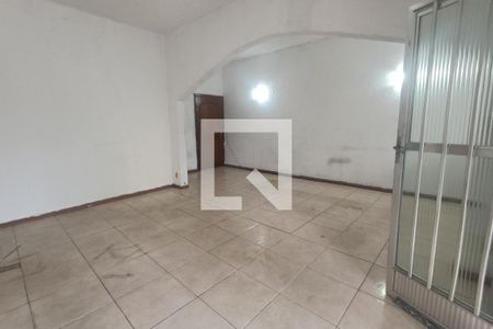 Casa para alugar com 2 quartos, 250m² em Vila Meriti, Duque de Caxias