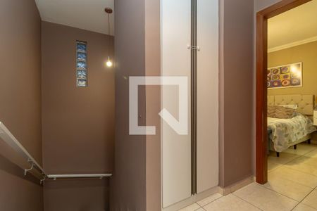 Corredor de casa à venda com 3 quartos, 95m² em Manacás, Belo Horizonte