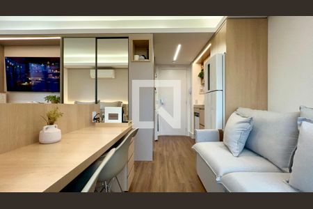 Sala de kitnet/studio para alugar com 1 quarto, 27m² em Pinheiros, São Paulo