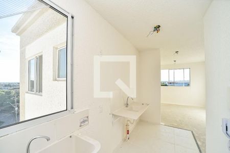 Cozinha e Área de serviço de apartamento para alugar com 2 quartos, 42m² em Santa Rosa de Lima, Porto Alegre