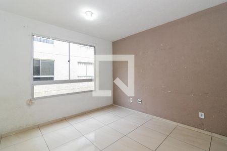 Sala de apartamento para alugar com 2 quartos, 47m² em Realengo, Rio de Janeiro