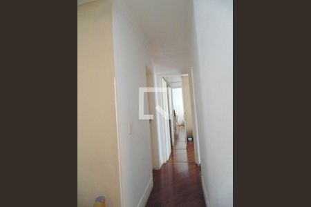 Corredor de apartamento à venda com 2 quartos, 55m² em Vila Andrade, São Paulo