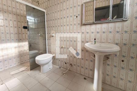 Banheiro Suíte de casa para alugar com 3 quartos, 250m² em Jardim Eulina, Campinas