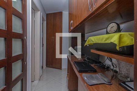 corredor para os cômodos_1 de apartamento à venda com 3 quartos, 70m² em Vila Mariana, São Paulo