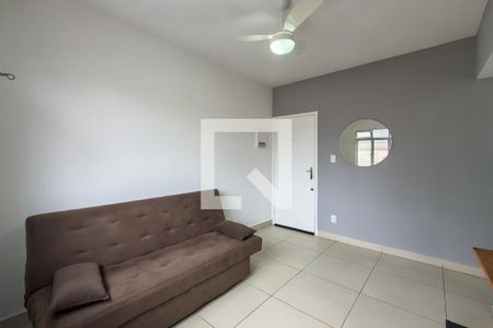 Sala de apartamento para alugar com 1 quarto, 45m² em Guilhermina, Praia Grande