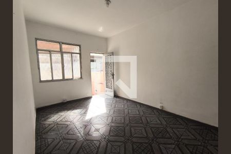 Sala de casa à venda com 4 quartos, 125m² em Inhaúma, Rio de Janeiro