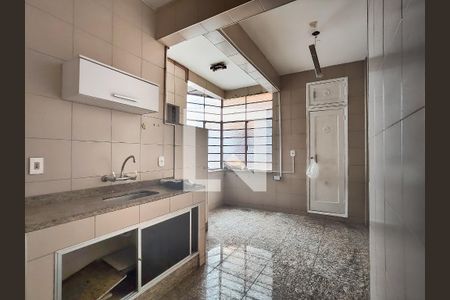 Cozinha e Área de serviço de apartamento à venda com 2 quartos, 60m² em Tijuca, Rio de Janeiro