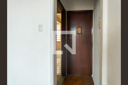 Entrada de apartamento à venda com 2 quartos, 60m² em Tijuca, Rio de Janeiro