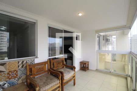 Sala - Varanda de apartamento para alugar com 3 quartos, 75m² em Barra da Tijuca, Rio de Janeiro