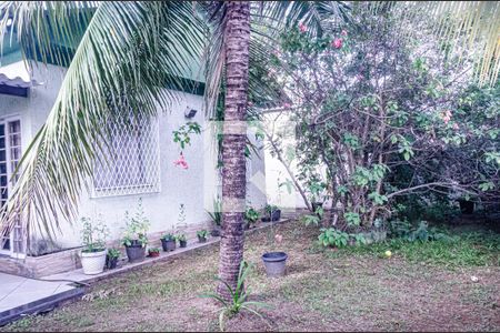 Casa à venda com 2 quartos, 450m² em Campo Grande, Rio de Janeiro