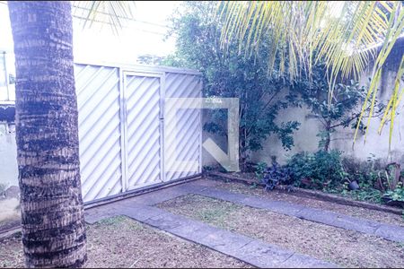 Casa à venda com 2 quartos, 450m² em Campo Grande, Rio de Janeiro