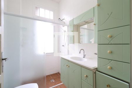 Banheiro  de apartamento para alugar com 2 quartos, 108m² em Santa Cecilia, São Paulo