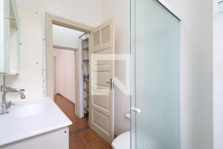 Banheiro  de apartamento para alugar com 2 quartos, 108m² em Santa Cecilia, São Paulo