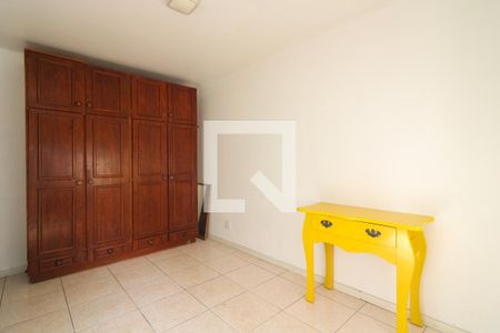 Quarto 1 de apartamento para alugar com 2 quartos, 65m² em Partenon, Porto Alegre