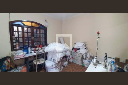 Casa à venda com 1 quarto, 55m² em Veloso, Osasco