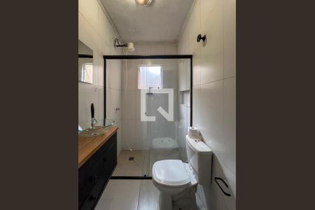 Banheiro de casa para alugar com 1 quarto, 210m² em Vila Moraes, São Paulo