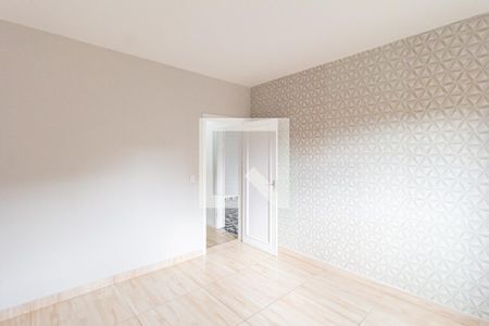 Quarto 2 de casa para alugar com 2 quartos, 340m² em Vila Maria Helena, Carapicuíba