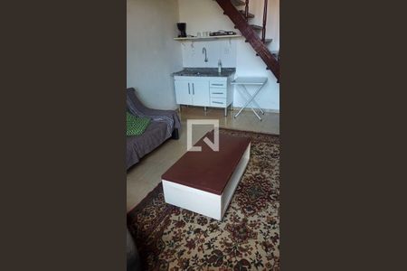 Sala de kitnet/studio para alugar com 1 quarto, 60m² em Recreio dos Bandeirantes, Rio de Janeiro