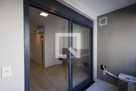 Varanda de kitnet/studio para alugar com 1 quarto, 27m² em Campo Belo, São Paulo