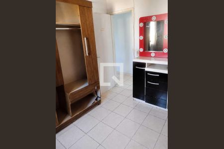 Quarto de apartamento para alugar com 2 quartos, 52m² em Vila Sonia, Praia Grande