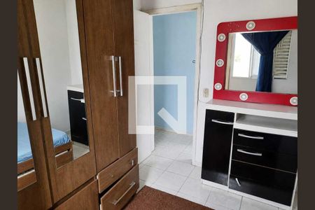 Quarto de apartamento para alugar com 2 quartos, 52m² em Vila Sonia, Praia Grande
