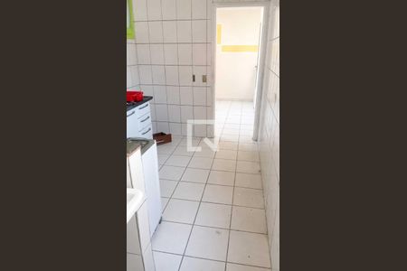 Cozinha de apartamento para alugar com 2 quartos, 52m² em Vila Sonia, Praia Grande