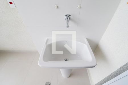 Sala/Cozinha/Área de Serviço de apartamento à venda com 2 quartos, 59m² em Vila Bandeirantes, São Paulo