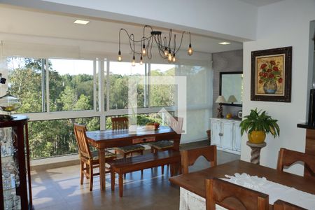 Sala de apartamento para alugar com 3 quartos, 200m² em Chácara Pavoeiro, Cotia