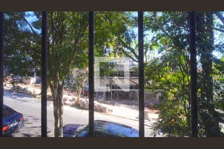 Vista da Rua de apartamento para alugar com 3 quartos, 80m² em Petrópolis, Porto Alegre