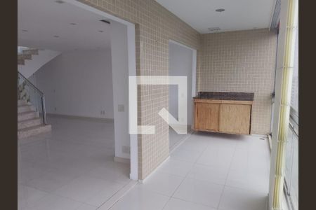 Sala e varanda de apartamento para alugar com 4 quartos, 220m² em Barra da Tijuca, Rio de Janeiro