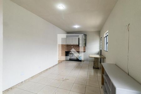 Sala/Cozinha de casa para alugar com 1 quarto, 43m² em Cidade Industrial de Curitiba, Curitiba