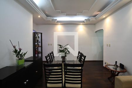 Sala de apartamento à venda com 3 quartos, 107m² em Vila Bastos, Santo André